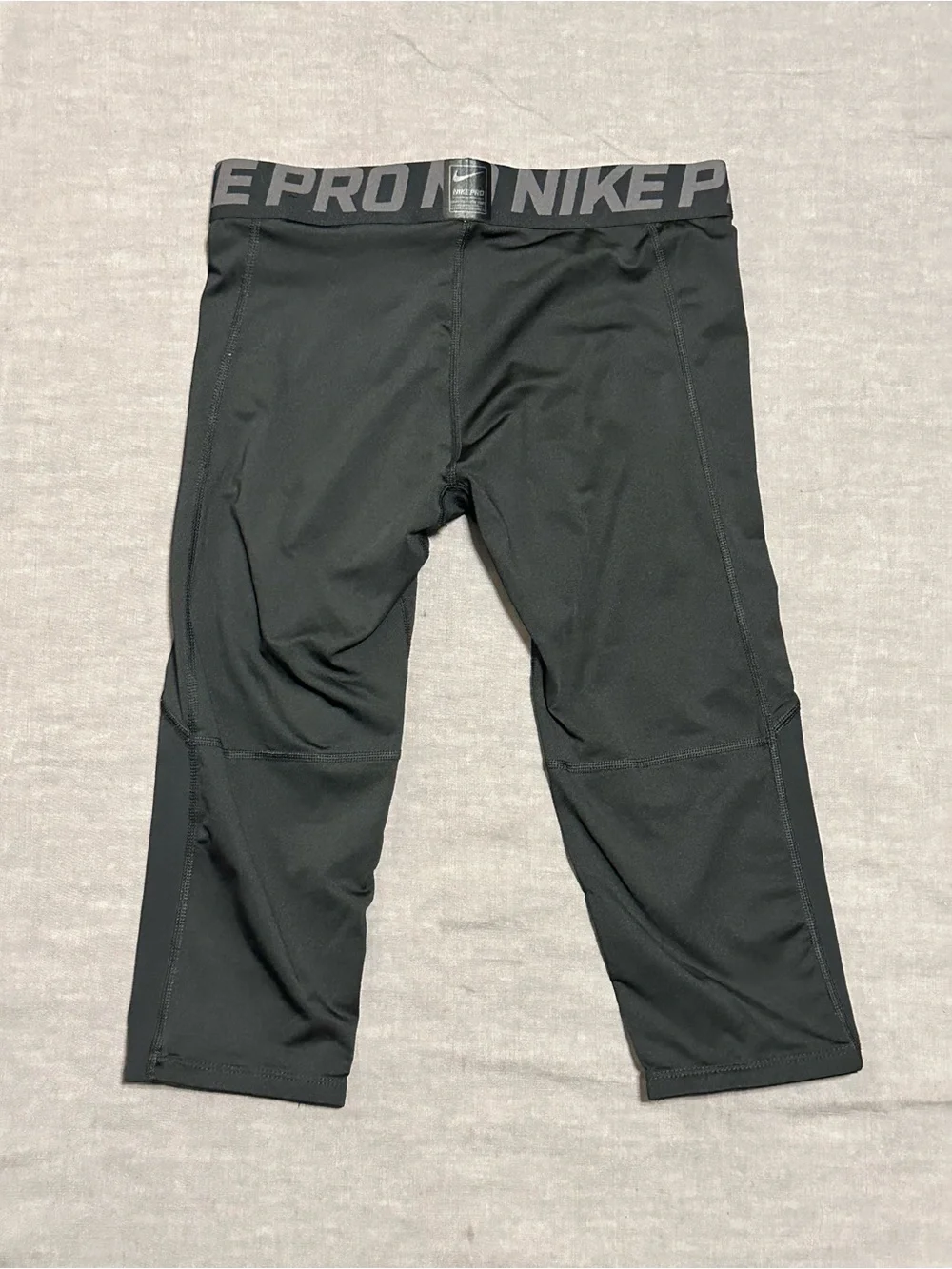 Nike Black Girls' Pro Compression Capri Leggings with White Swoosh - Picture 5 of 6